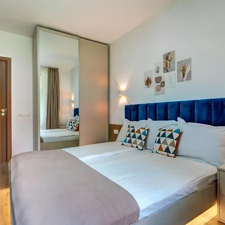 N.joy 532 By Oak * Smolyan