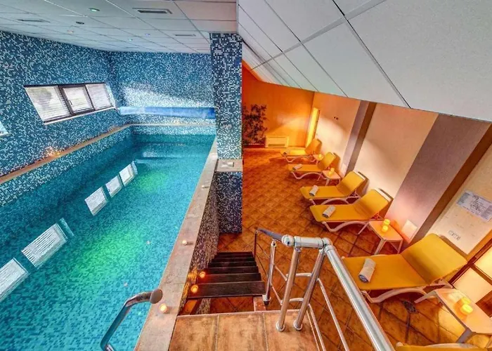 N.joy 532 By Oak Apartment